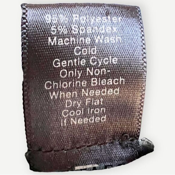 Ann Taylor Petites Strapless Multicolor Abstract Print Flowy Maxi Dress. XXSP. - Picture 10 of 11